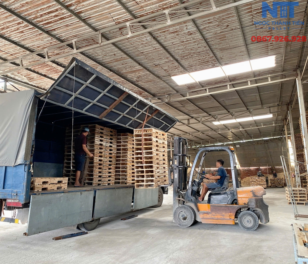 Pallet Gỗ Cho Nghành Điện Tử